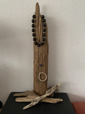 Porte bijoux en bois flotté