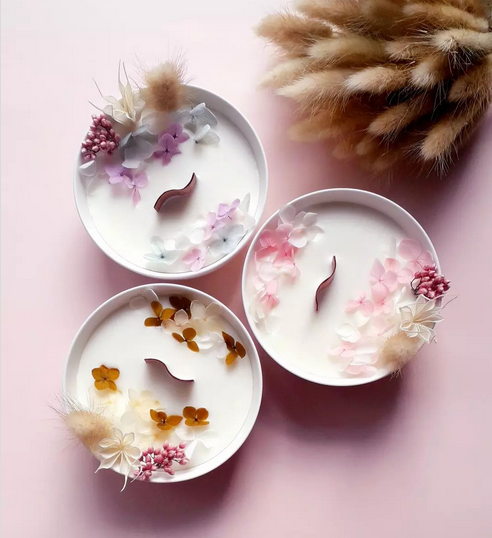 Bougies végétales à la fleur de cerisier, fleur de coton, fleur de lin de Aloa Milla