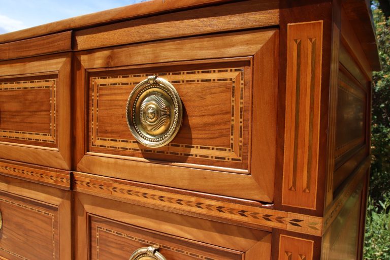 Atelier l'Estampille d'Alex buffet en bois