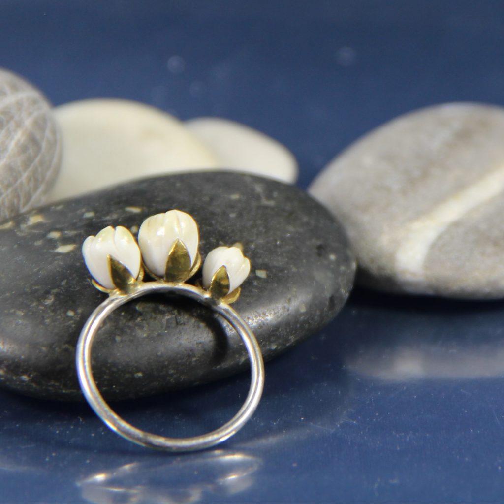 Zoïd bague en porcelaine