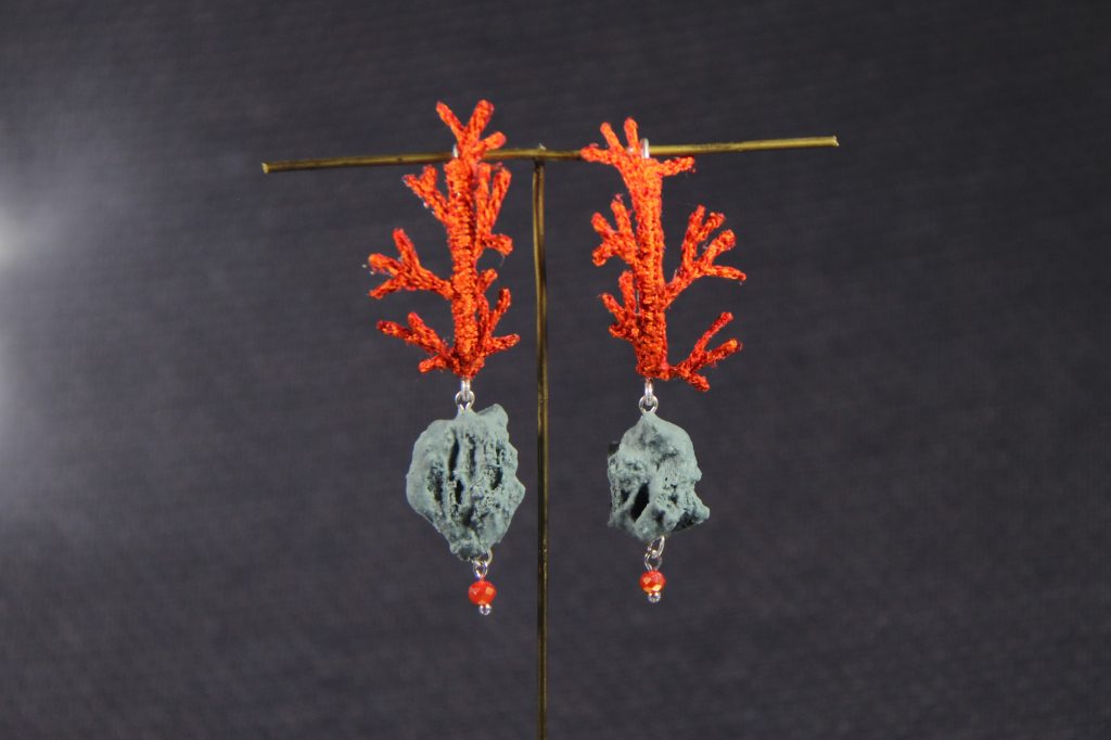 Zoïd boucles d'oreilles corail en céramique
