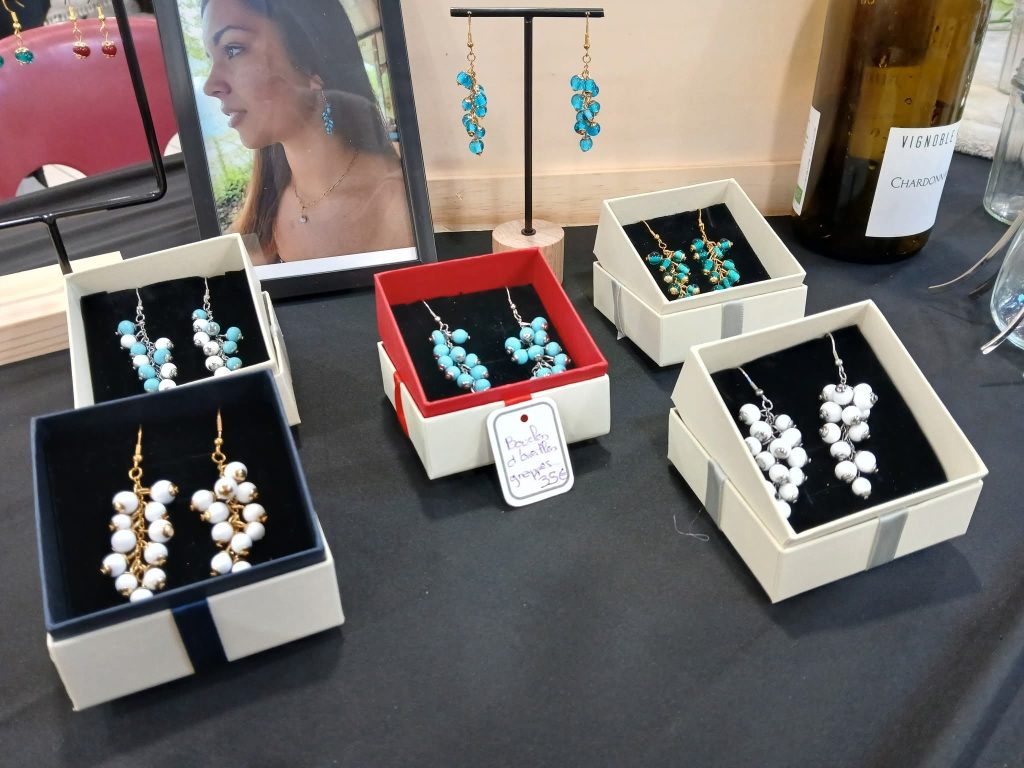 Verre l'au-delà boucles d'oreilles en perles de verre