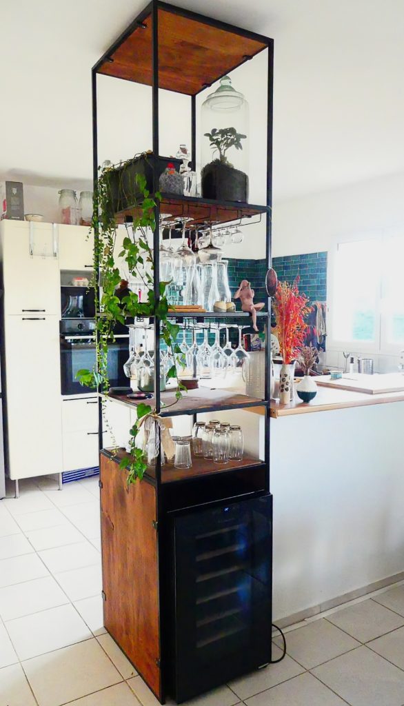 Reica Metal Mobilier sur mesure en acier et bois, style industriel