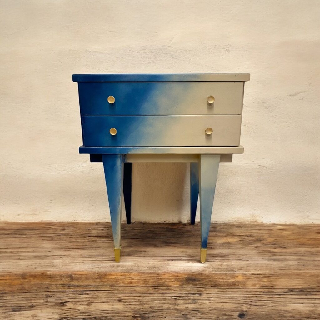 By Léo relooking table de chevet toulouse